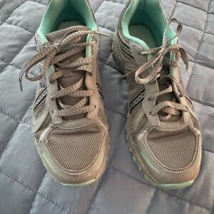 Skechers Tan and Green Athletic Shoes with Supportive Midsole